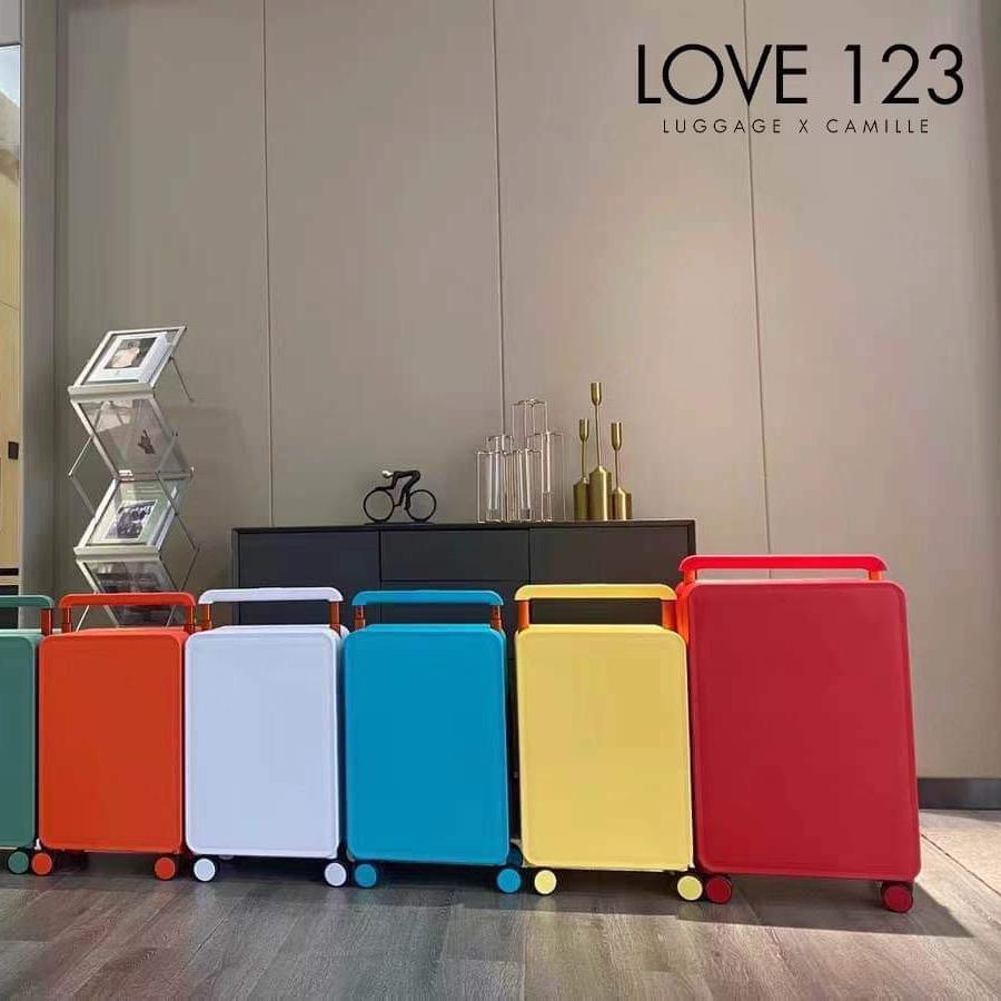 LOVE 123 GO GETTER LUGGAGE (WIDE ANGLE HANDLE)