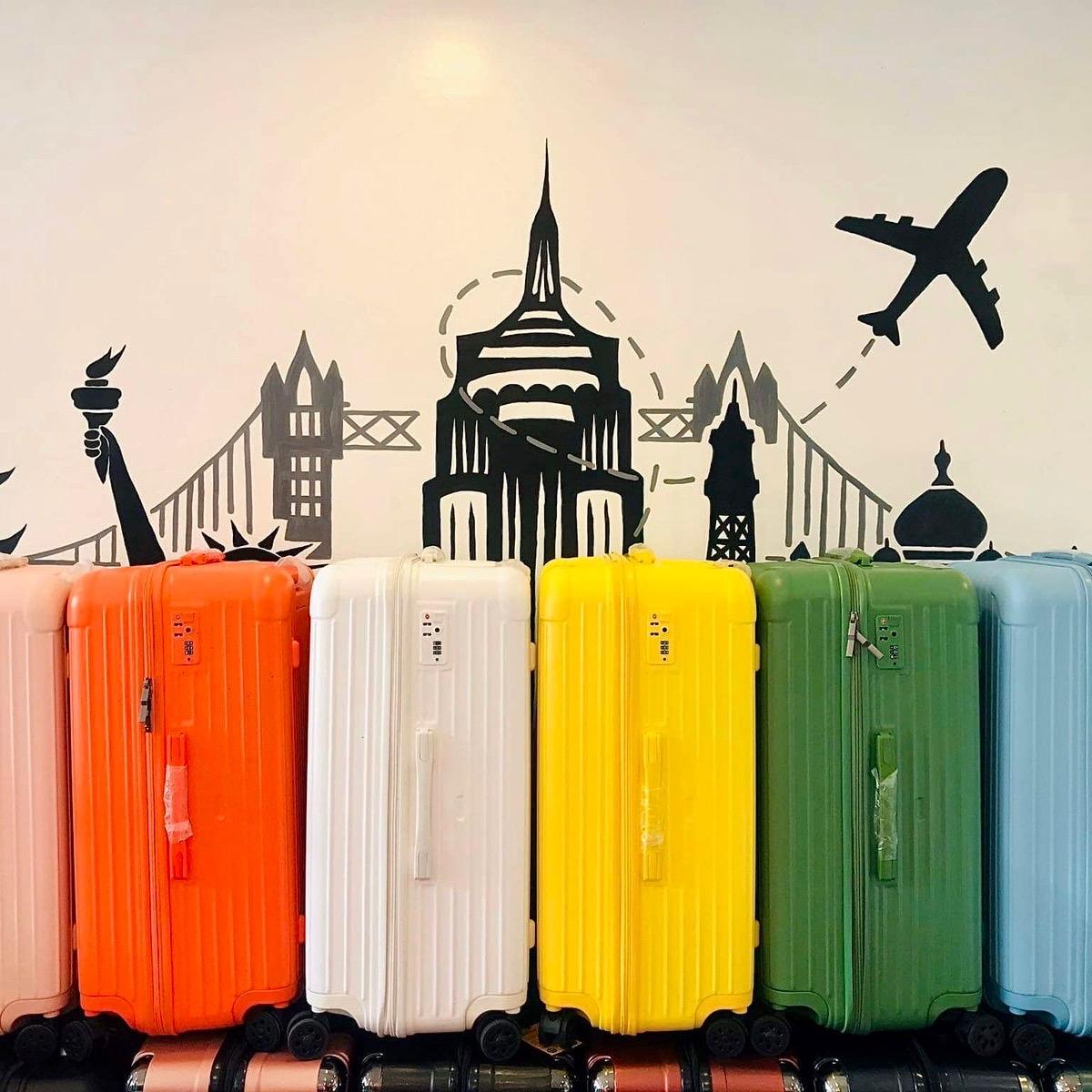 LOVE 123 POLYCARNATE TRUNK TSA LUGGAGE
